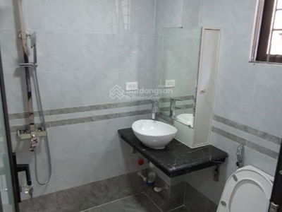 Dang Tien Dong Street, Vietnam Dang Tien Dong Street, Vietnam