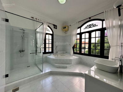 Quoc Huong Street, Vietnam Quoc Huong Street, Vietnam