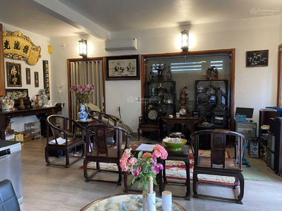 Ngoc Thuy Street, Vietnam Ngoc Thuy Street, Vietnam