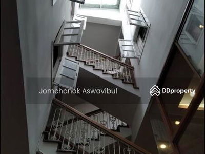 House for rent on wireless road, Bangkok, Thailand House for rent on wireless road, Bangkok, Thailand