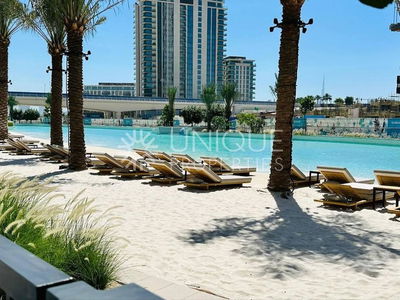 Summer, United Arab Emirates  Summer, United Arab Emirates