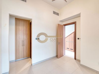 180 Degrees Villas, United Arab Emirates  180 Degrees Villas, United Arab Emirates