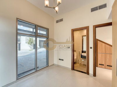 180 Degrees Villas, United Arab Emirates  180 Degrees Villas, United Arab Emirates