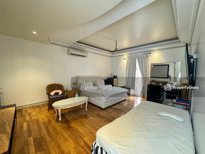 Bungalow at Petaling Jaya, Malaysia Bungalow at Petaling Jaya, Malaysia