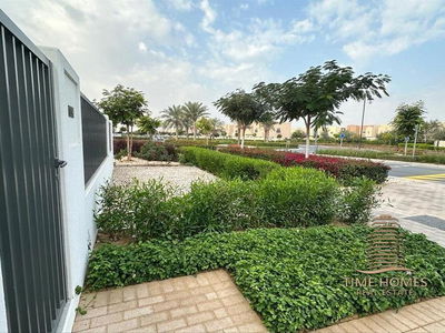 La Rosa 6, United Arab Emirates  La Rosa 6, United Arab Emirates