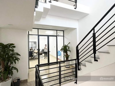 Nguyen Phuoc Lan Street, Vietnam Nguyen Phuoc Lan Street, Vietnam