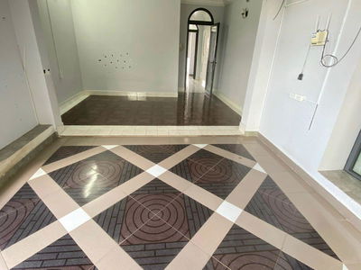 Hoang Van Thu Street, Vietnam Hoang Van Thu Street, Vietnam