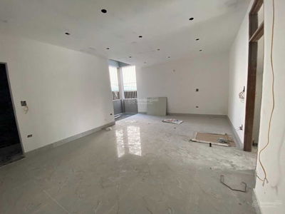 Le Duc Tho Street, Vietnam Le Duc Tho Street, Vietnam