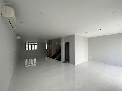 Him Lam Kenh Te, Vietnam Him Lam Kenh Te, Vietnam