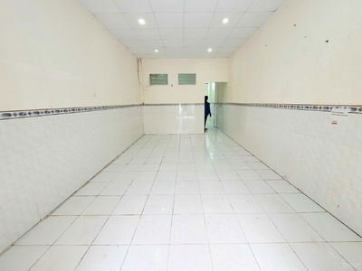 Pham Hung Street, Vietnam Pham Hung Street, Vietnam