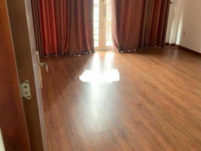 Tan Son Street, Vietnam Tan Son Street, Vietnam