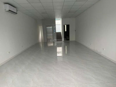 TSQ Galaxy, Vietnam TSQ Galaxy, Vietnam