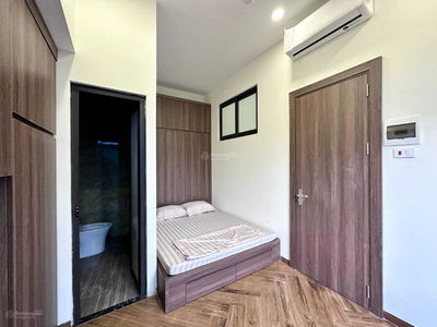 Cau Dien Street, Vietnam Cau Dien Street, Vietnam