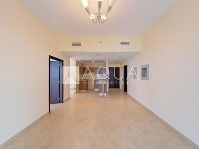 Dubai Star, United Arab Emirates  Dubai Star, United Arab Emirates