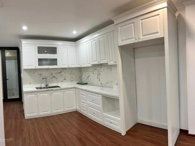 Huynh Thuc Khang Street, Vietnam  Huynh Thuc Khang Street, Vietnam