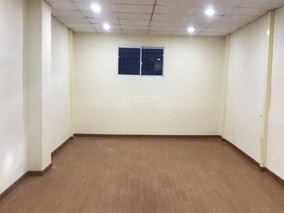 232/3, Vietnam 232/3, Vietnam