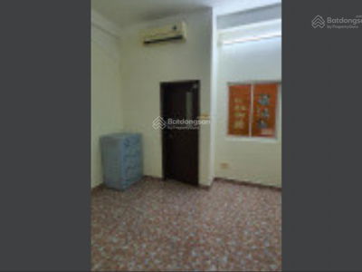 Ban Co Street, Vietnam  Ban Co Street, Vietnam