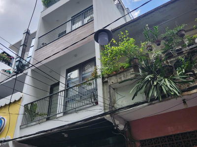 135, Vietnam 135, Vietnam