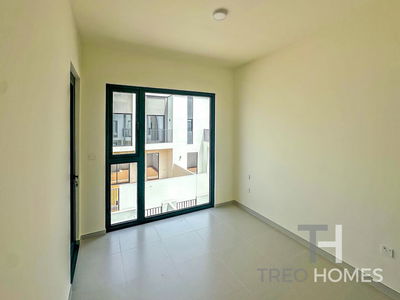 Greenview, United Arab Emirates  Greenview, United Arab Emirates