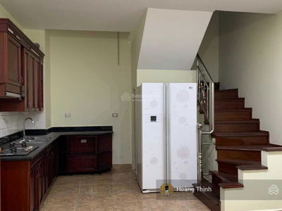 Hoang Hoa Tham Street, Vietnam Hoang Hoa Tham Street, Vietnam