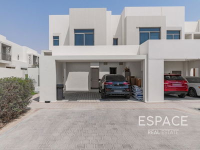 Noor Townhouses, United Arab Emirates  Noor Townhouses, United Arab Emirates