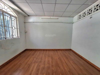 Quang Trung Street, Vietnam Quang Trung Street, Vietnam