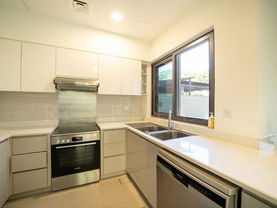 Maple 1, United Arab Emirates  Maple 1, United Arab Emirates