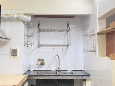 Hung Thinh Street, Vietnam Hung Thinh Street, Vietnam