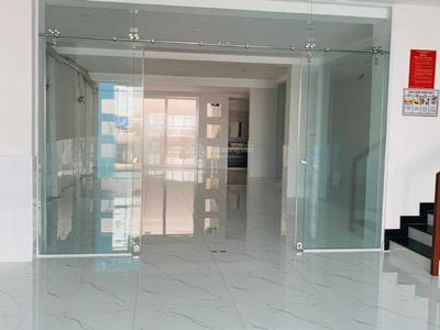 Bach Ma Street, Vietnam Bach Ma Street, Vietnam