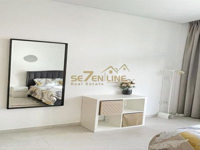 Marquise Square Tower, United Arab Emirates  Marquise Square Tower, United Arab Emirates