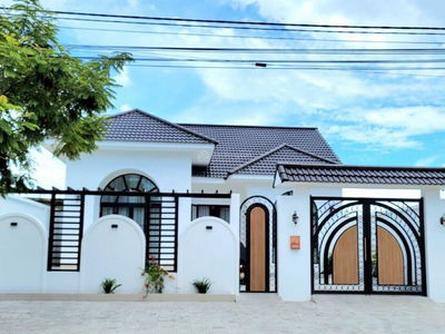 Nguyen Dinh Hoan Street, Vietnam Nguyen Dinh Hoan Street, Vietnam