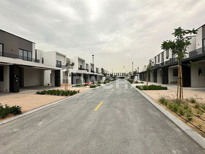 Greenview, United Arab Emirates  Greenview, United Arab Emirates