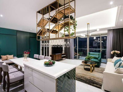 Sunrise City, Vietnam Sunrise City, Vietnam