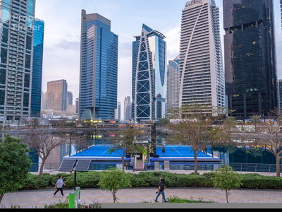 Dubai Star, United Arab Emirates  Dubai Star, United Arab Emirates