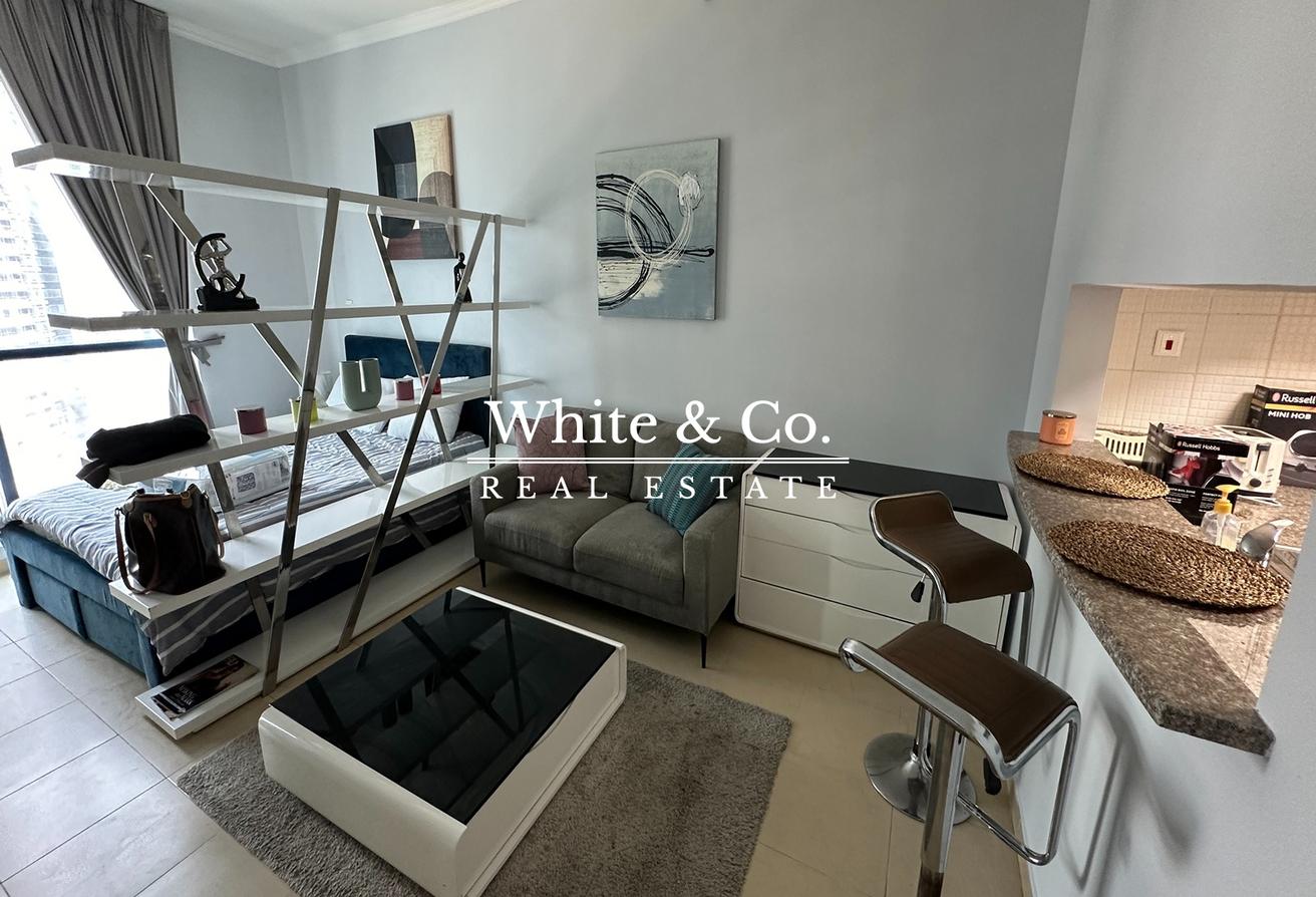 Jumeirah Bay Towers, United Arab Emirates Jumeirah Bay Towers, United Arab Emirates