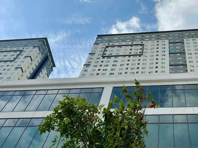 Topaz Elite, Vietnam Topaz Elite, Vietnam