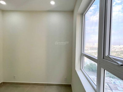 Topaz Elite, Vietnam Topaz Elite, Vietnam