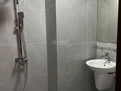 Trung Hoa Nhan Chinh, Vietnam Trung Hoa Nhan Chinh, Vietnam