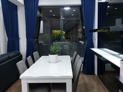 Hung Vuong 2, Vietnam Hung Vuong 2, Vietnam