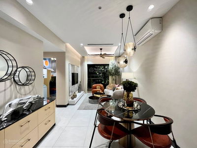 Of The Sun, Vietnam Of The Sun, Vietnam