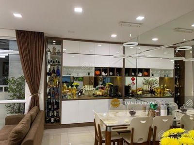 Him Lam Cho Lon, Vietnam Him Lam Cho Lon, Vietnam