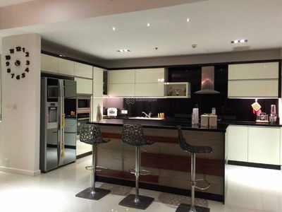 Sunrise City, Vietnam  Sunrise City, Vietnam