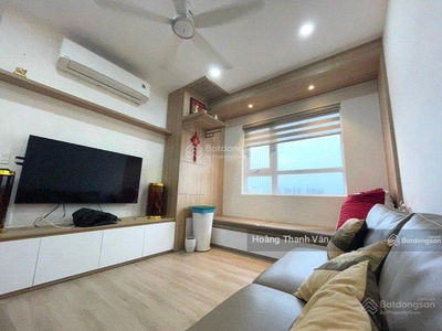 Topaz Elite, Vietnam Topaz Elite, Vietnam