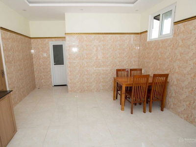 Dam Van Le Street, Vietnam Dam Van Le Street, Vietnam