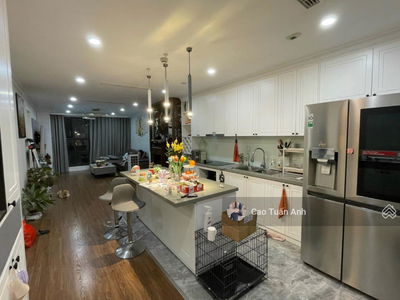 Sunshine Garden, Vietnam  Sunshine Garden, Vietnam