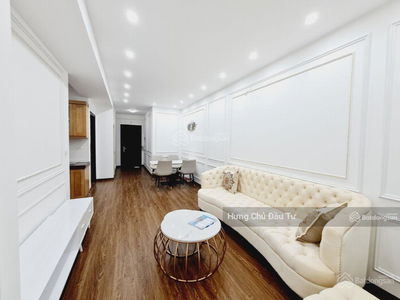 Hoang Hoa Tham Street, Vietnam Hoang Hoa Tham Street, Vietnam