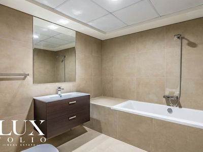 Marina Arcade Tower, United Arab Emirates  Marina Arcade Tower, United Arab Emirates