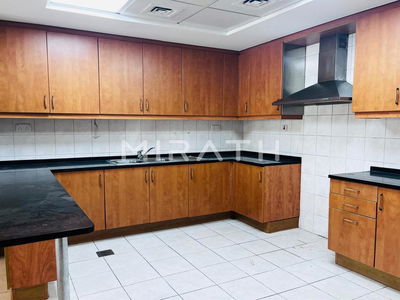 Building 108 to Building 137, United Arab Emirates  Building 108 to Building 137, United Arab Emirates