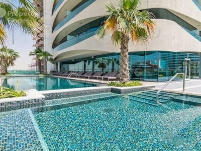 Upper Crest, United Arab Emirates  Upper Crest, United Arab Emirates