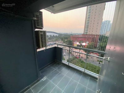 Nguyen Co Thach Street, Vietnam Nguyen Co Thach Street, Vietnam